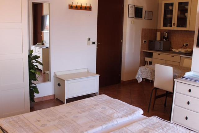 Rooms And Apartments Robert Rovinj Exterior foto